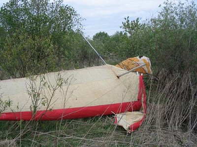 http://foto.hanggliding.ru/tumbling/20040523/after_tumbling1.jpg